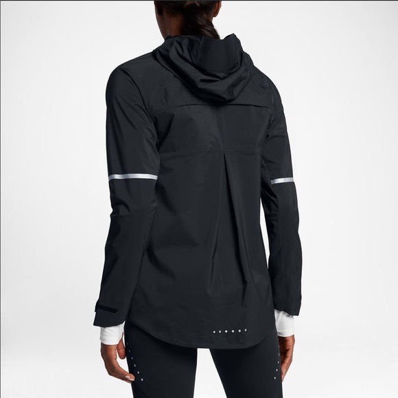 NWT Nike zonal aero shield running Windbreaker - Picture 2 of 6